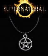 náhrdelník Supernatural (Lovci duchů) pentagram jednoduchý | stříbrný, bronzový